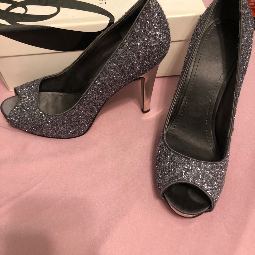 High Heels - image 1